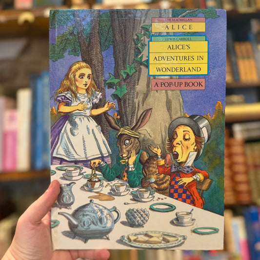 Alice’s Adventures in Wonderland Pop Up – Lewis Carroll