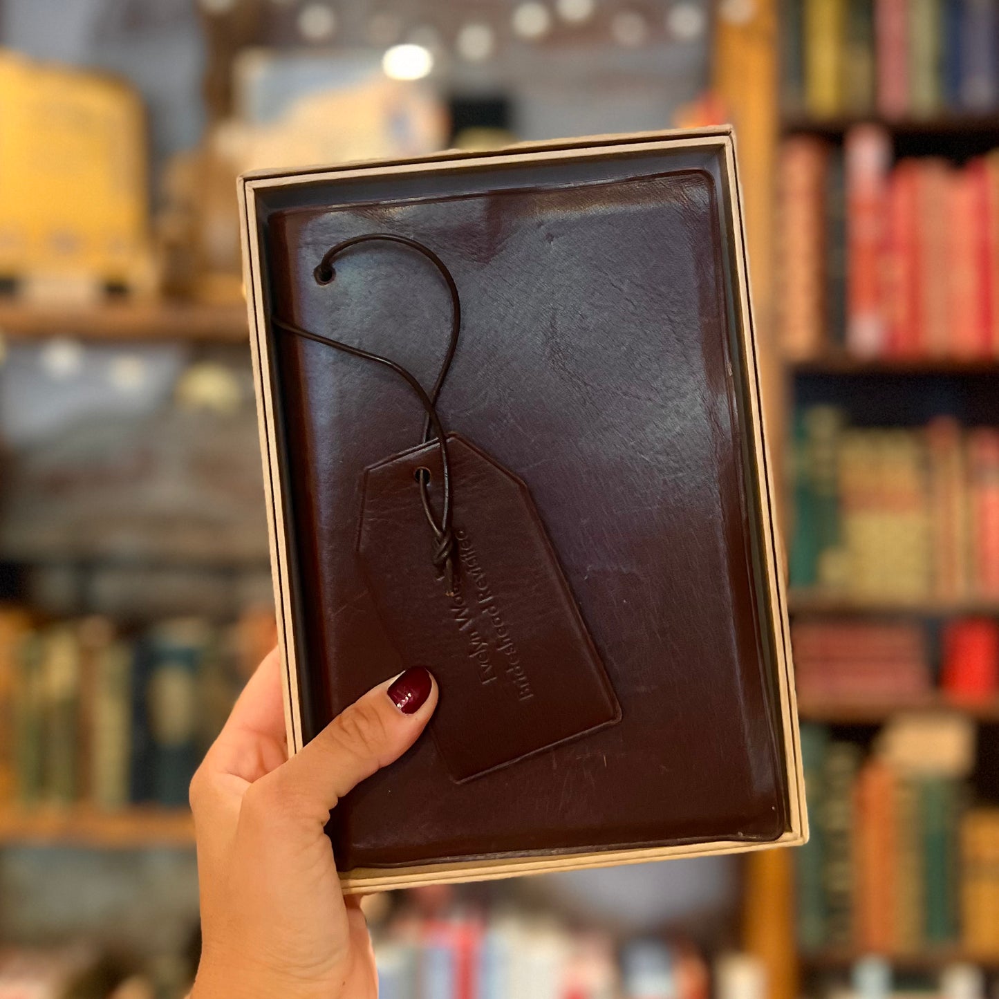 Brideshead Revisited (Penguin Classics Leatherbound Edition) – Evelyn Waugh