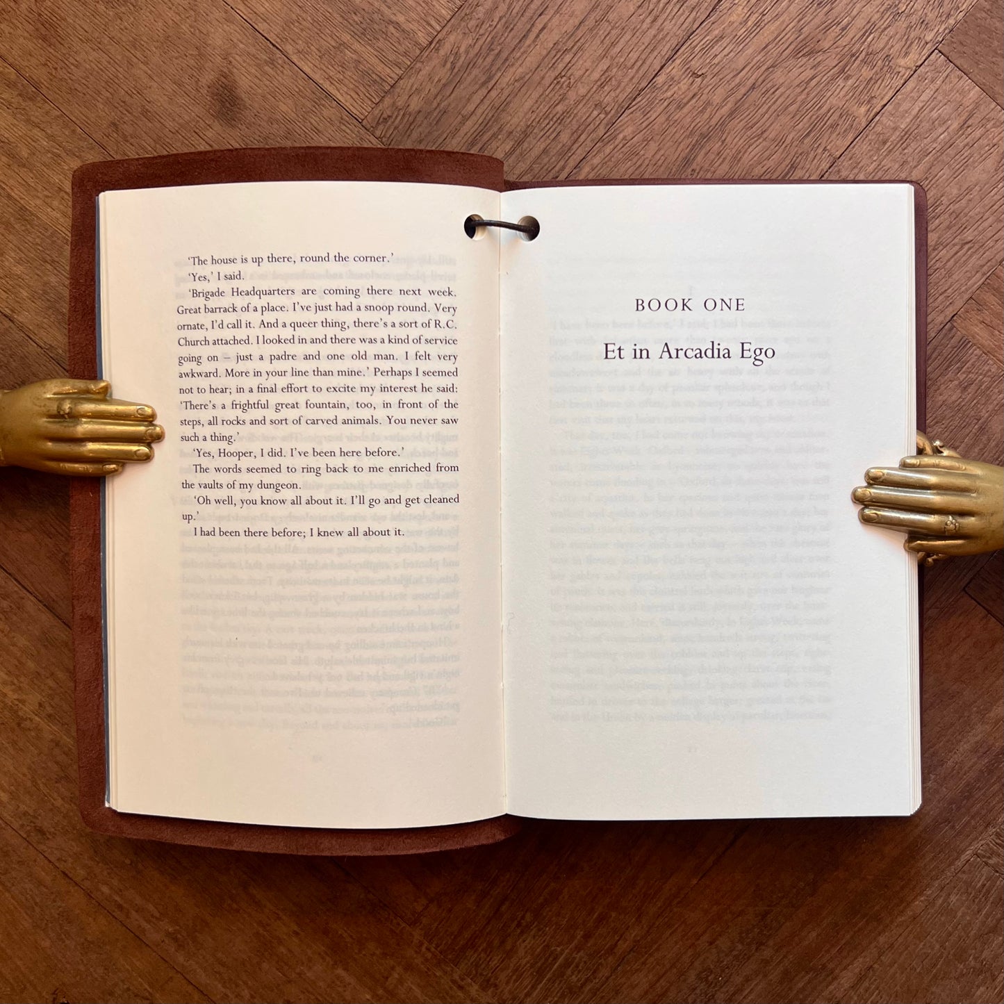 Brideshead Revisited (Penguin Classics Leatherbound Edition) – Evelyn Waugh