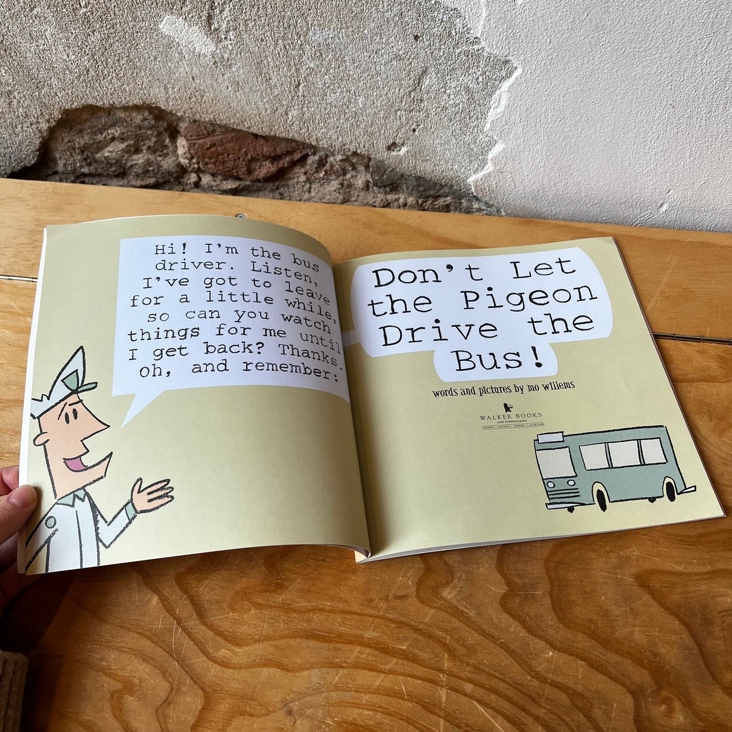 Don't Let the Pigeon Drive the Bus! – Mo Willems