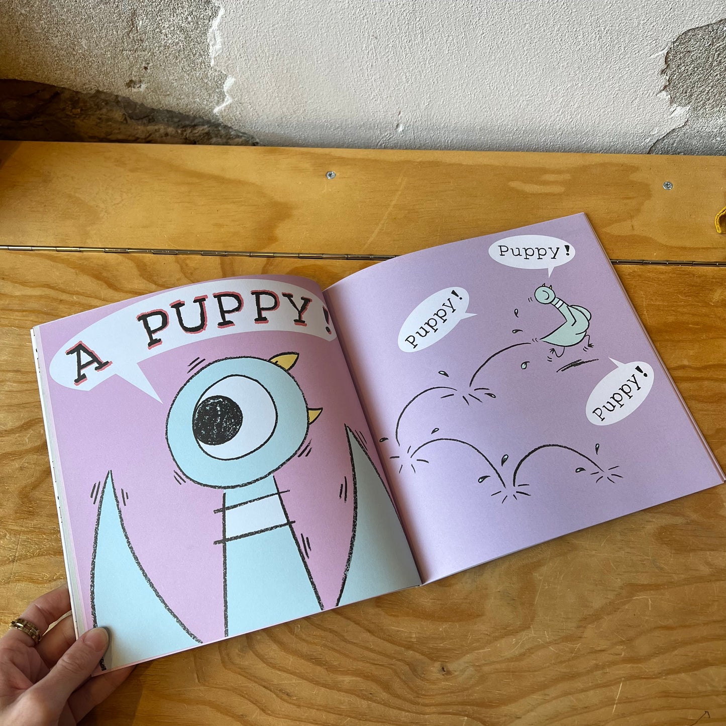 The Pigeon Wants a Puppy! – Mo Willems