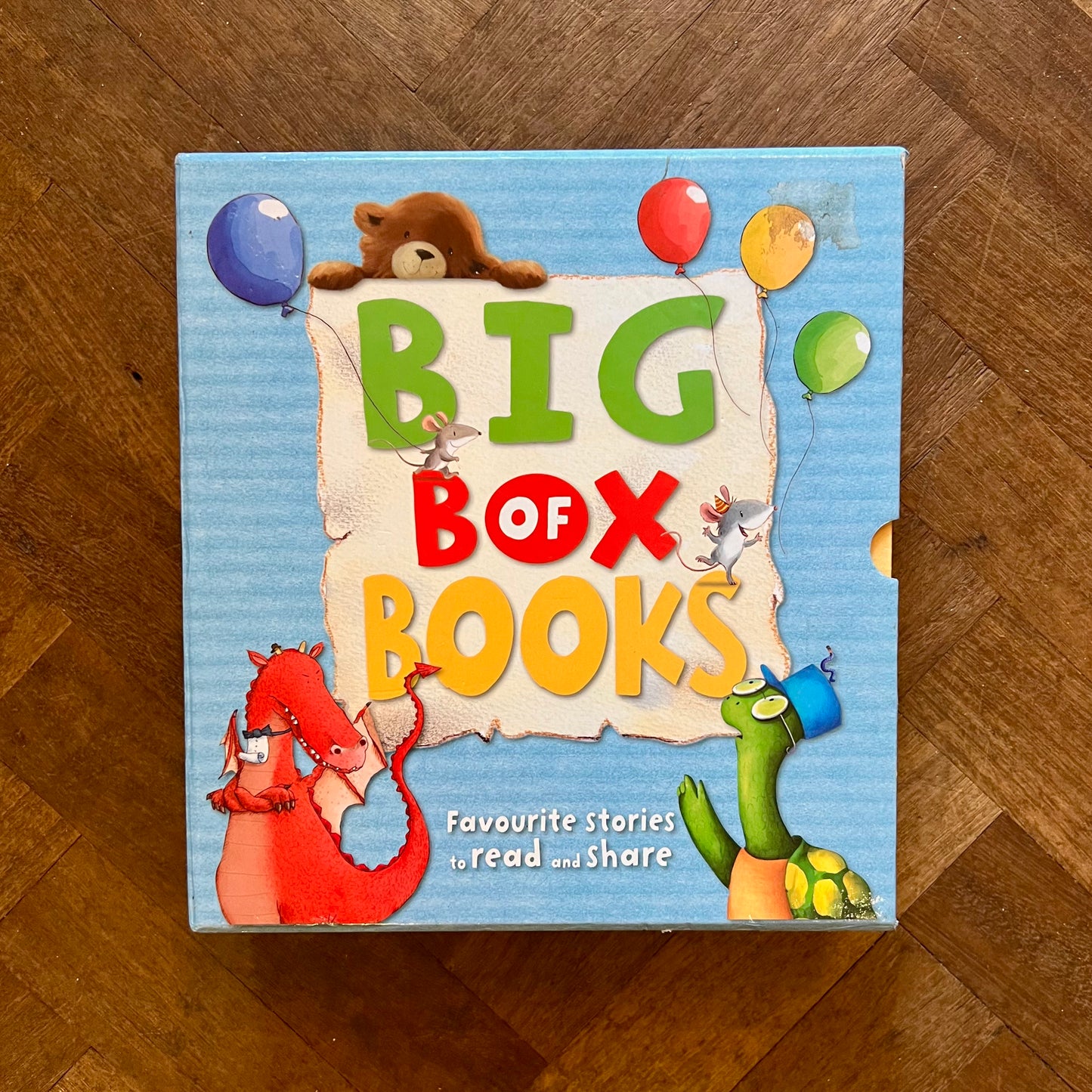 Big Box of Books: Favourite Stories to Read and Share – Little Tiger