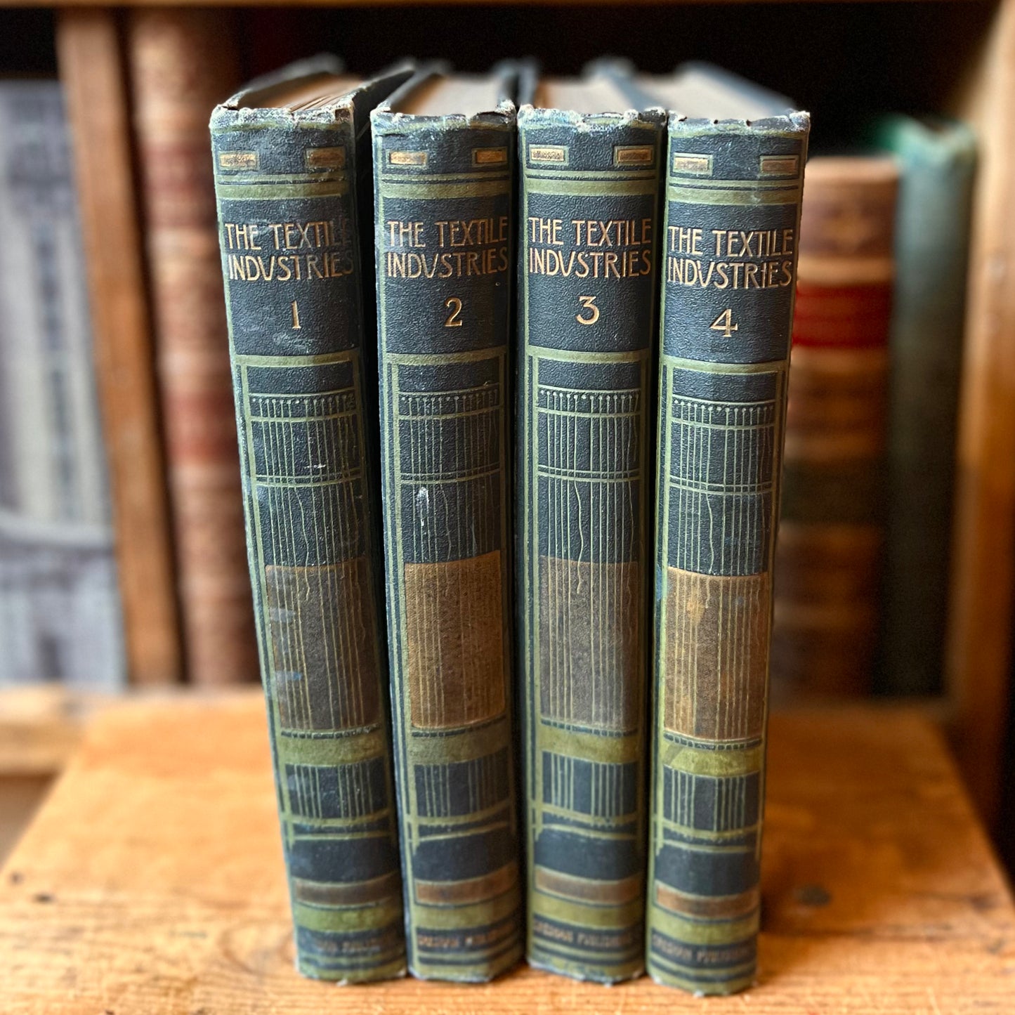 The Textile Industries Volumes 1-4 (1910-1911) – William S. Murphy