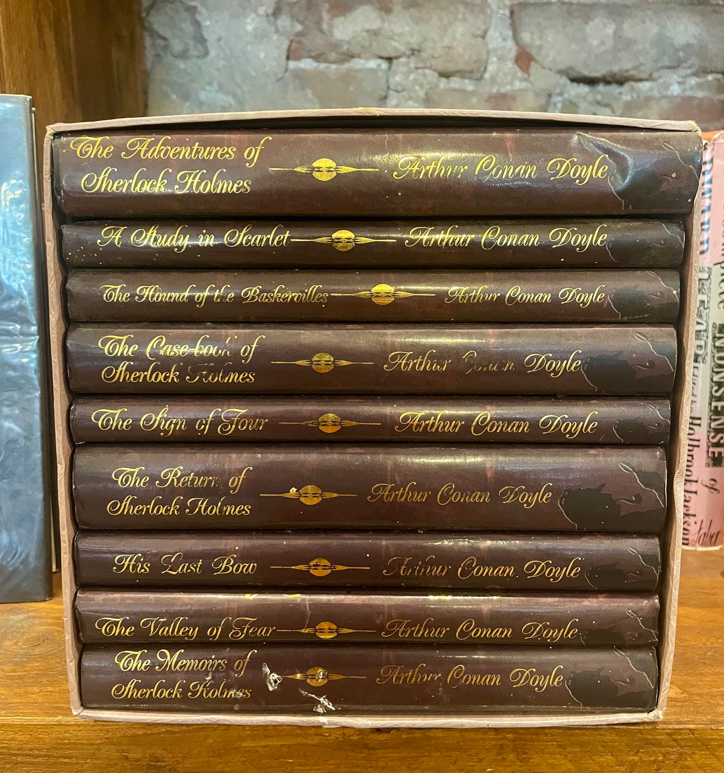 Sherlock Holmes 9 Volume Collector's Edition – Arthur Conan Doyle