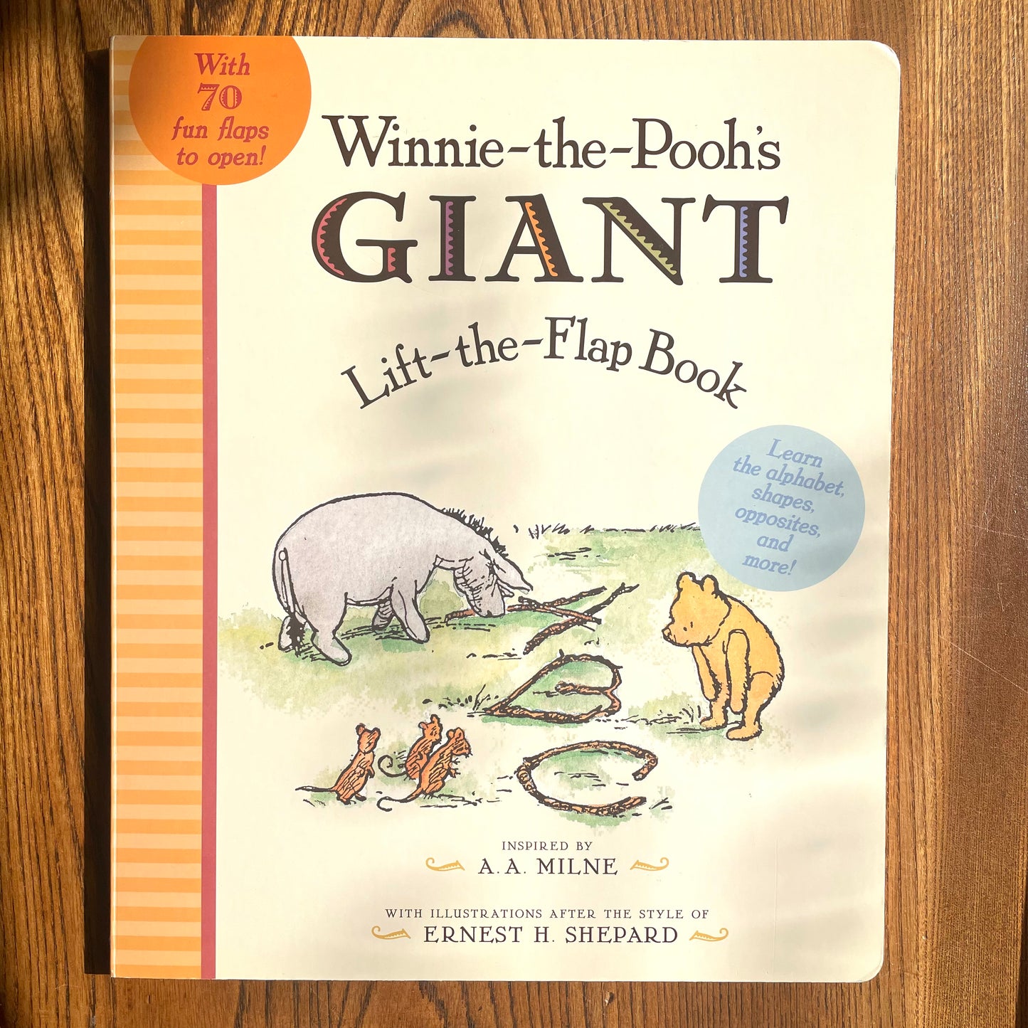 Winnie-the-Pooh's Giant Lift-the-Flap Book