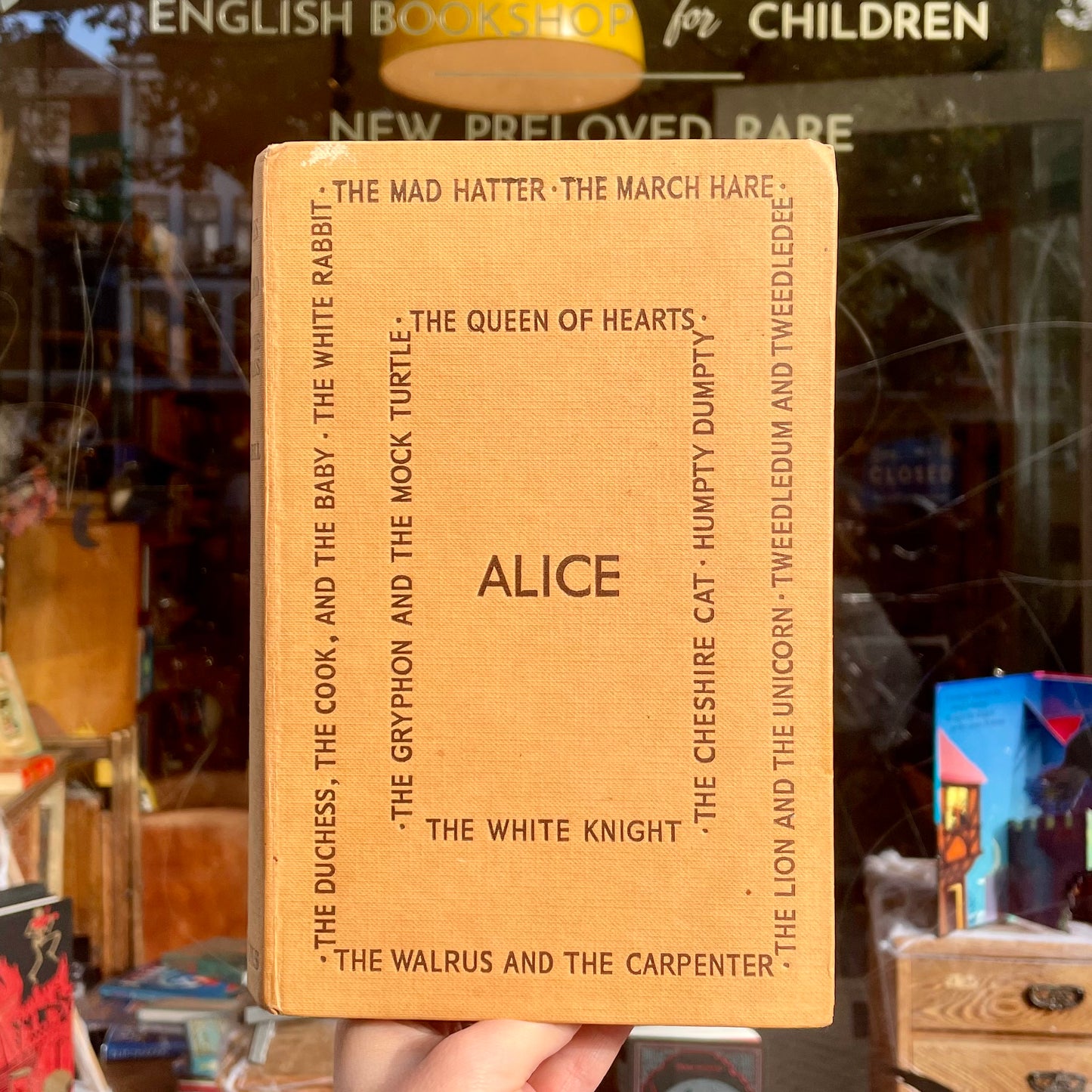 Alice's Adventures in Wonderland  and Through the Looking Glass – Lewis Carroll, A.H. Watson