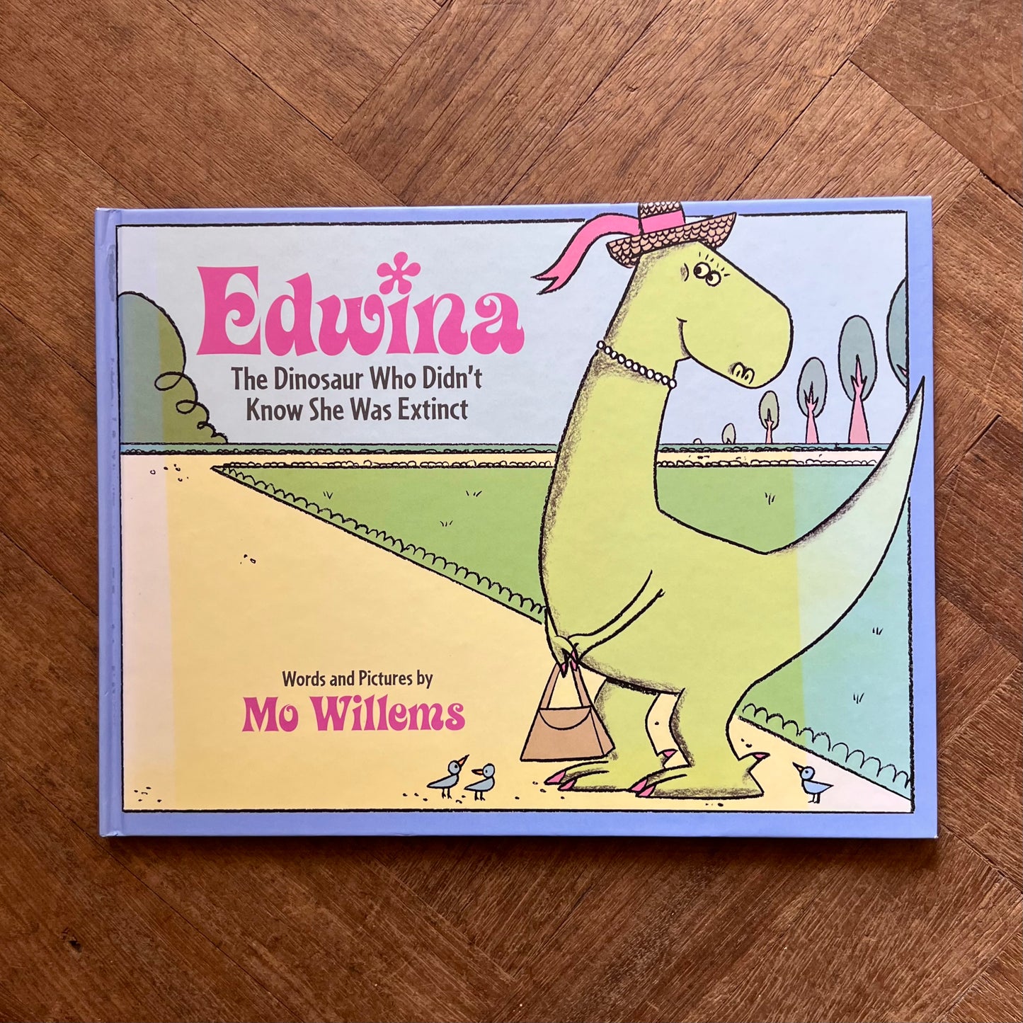 Edwina: the Dinosaur Who Didn’t Know She Was Extinct – Mo Willems