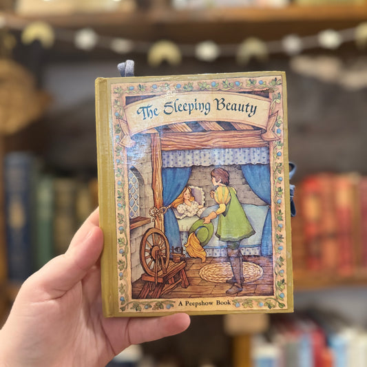The Sleeping Beauty: A Peepshow Book – Karen Avery