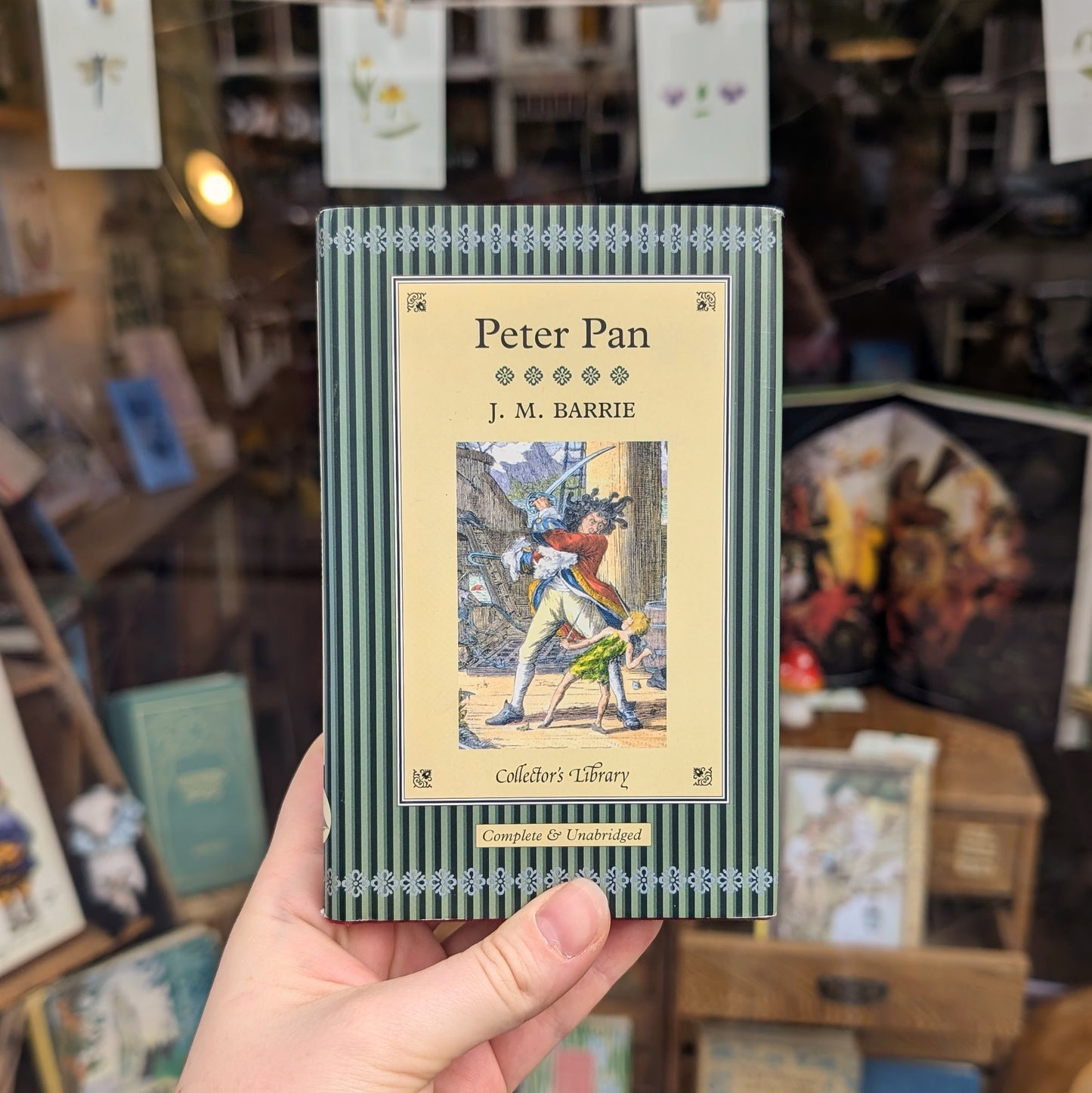 Peter Pan - J. M. Barrie