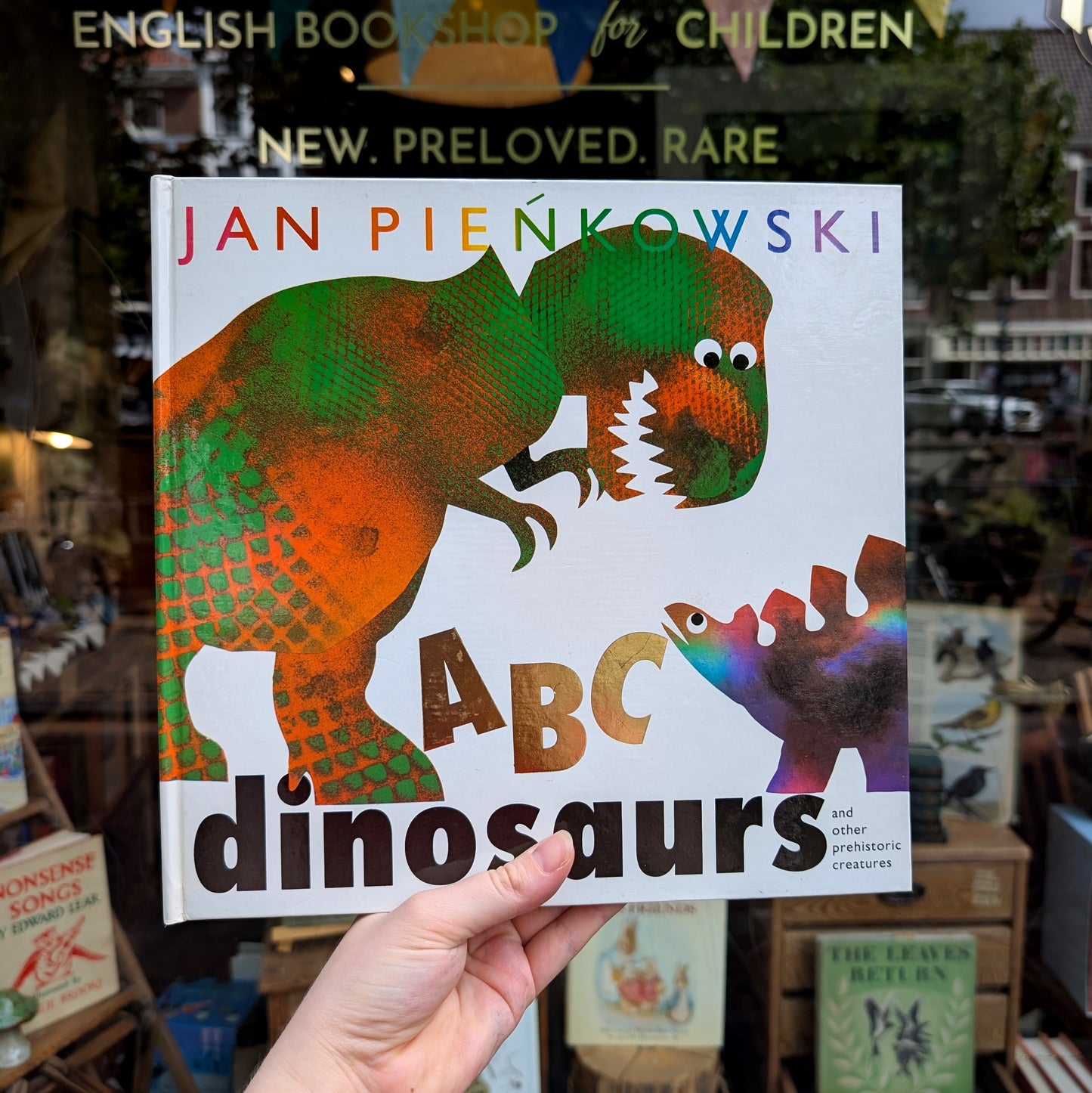 ABC Dinosaurs (First Edition 1993) – Jan Pienkowski