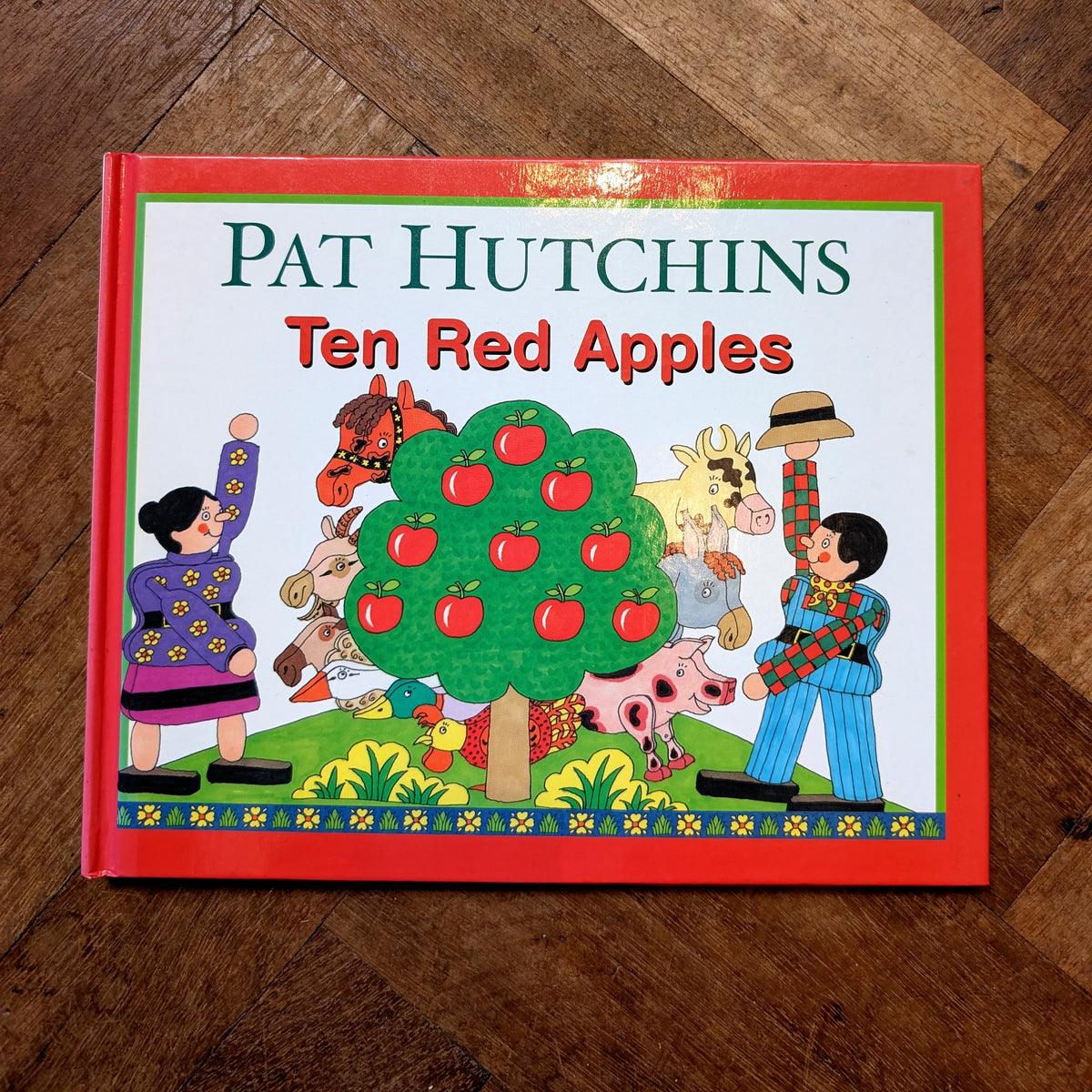 Ten Red Apples (First Edition) – Pat Hutchins