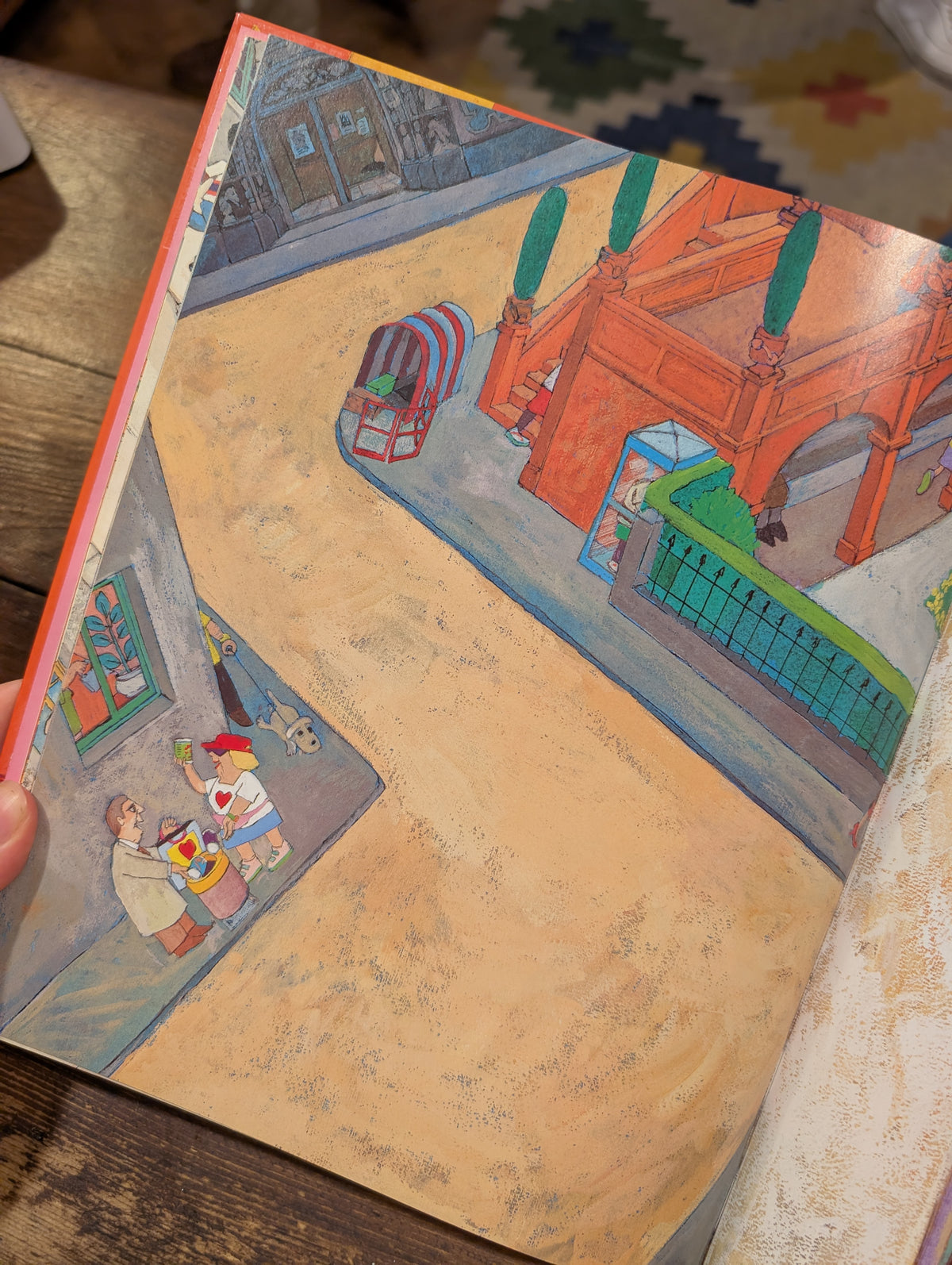 Charlotte's Piggy Bank (First Edition) – David McKee
