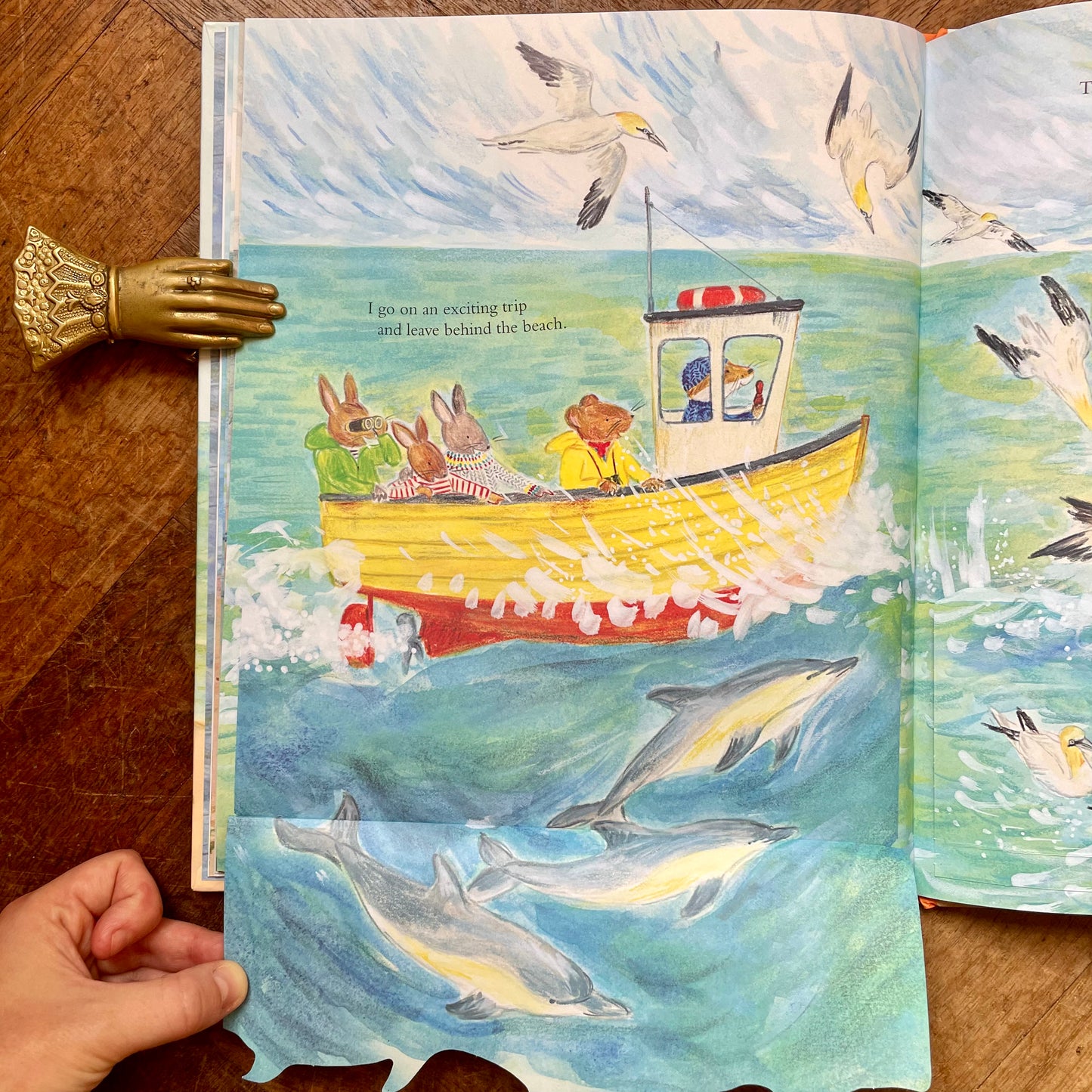 Mouse by the Sea  – Alice Melvin, William Snow