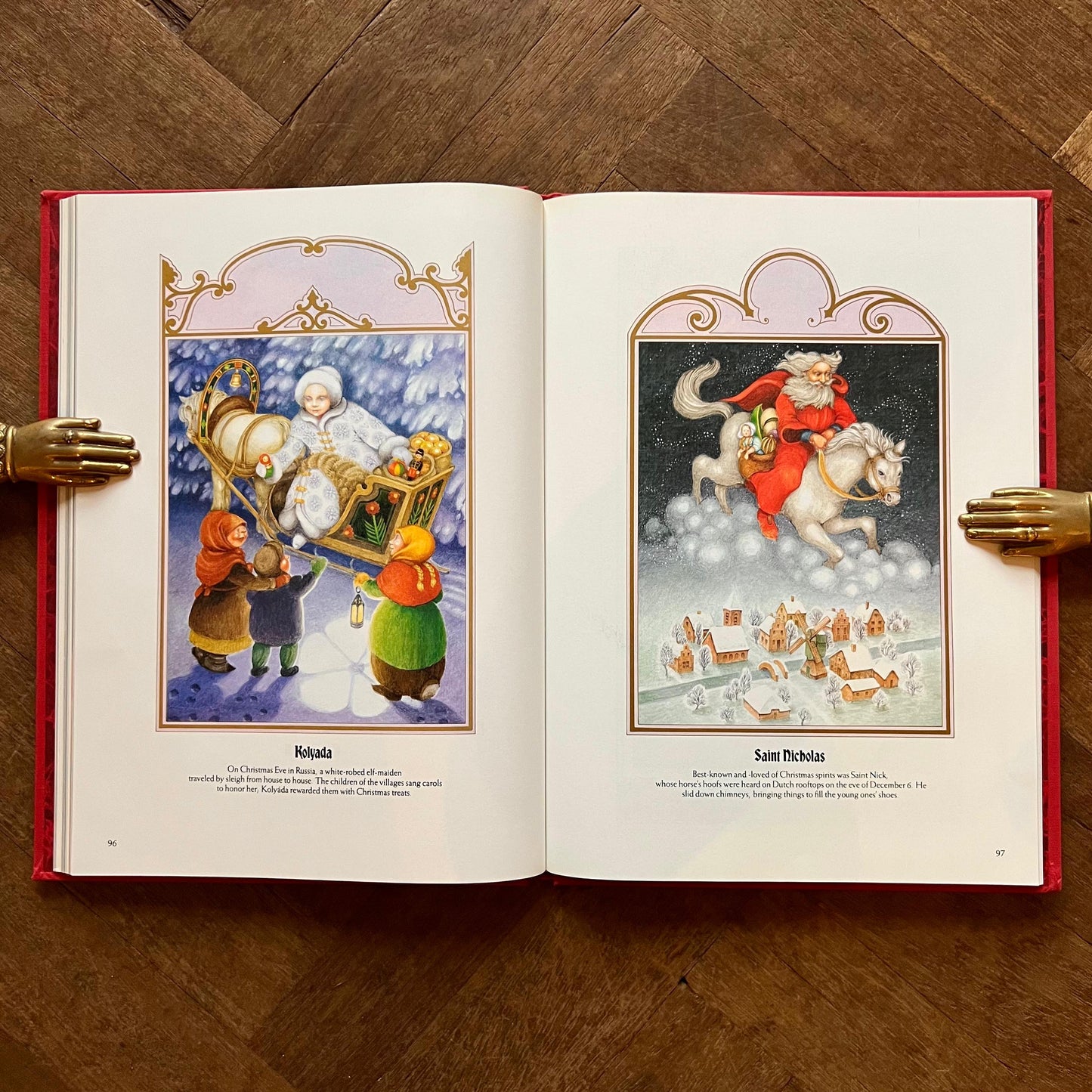 The Enchanted World: The Book of Christmas – Brendan Lehane
