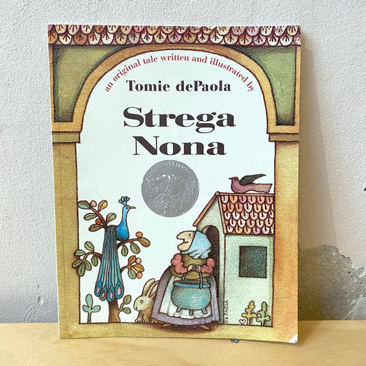 Strega Nona (Rare) - Tomie dePaola