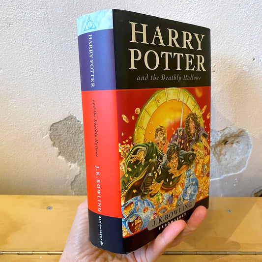 Harry Potter and the Deathly Hallows (1st edition) - J.K. Rowling
