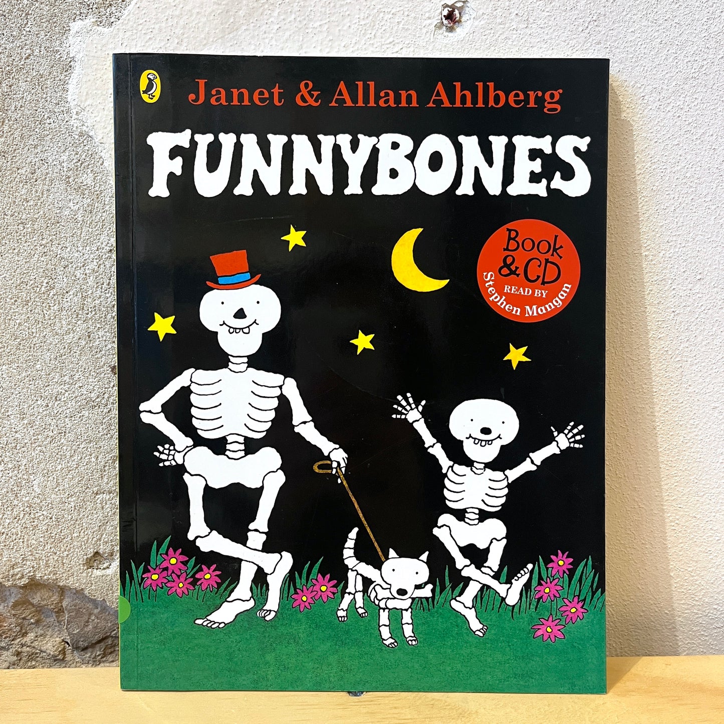 Funnybones – Janet & Allan Ahlberg