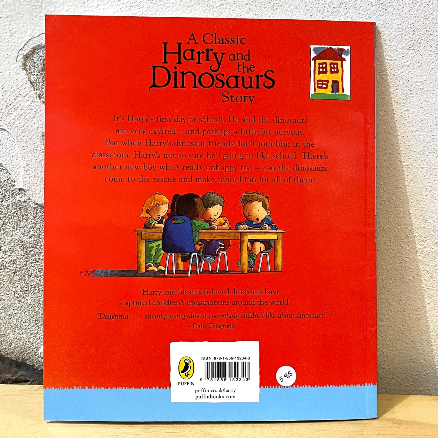 Harry and the Dinosaurs Go to School – Ian Whybrow, Adrian Reynolds