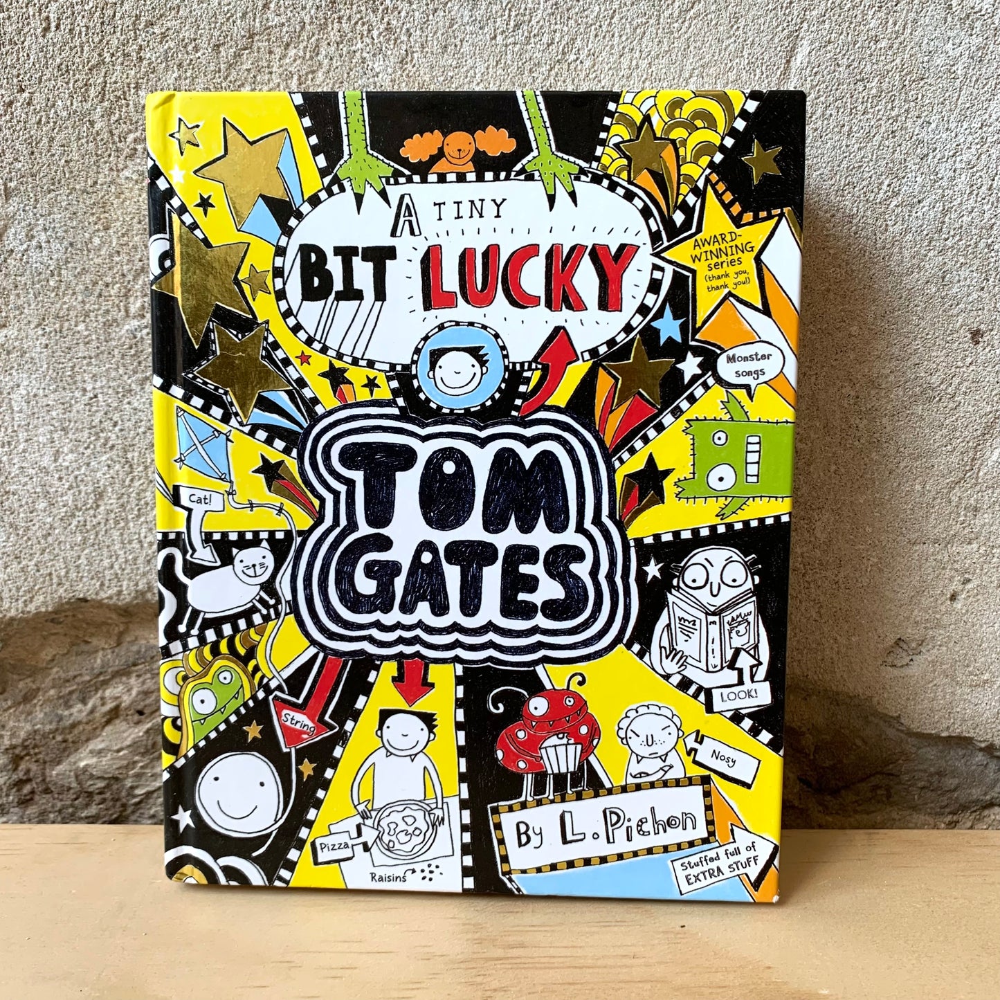 A Tiny Bit Lucky Tom Gates – Liz Pichon