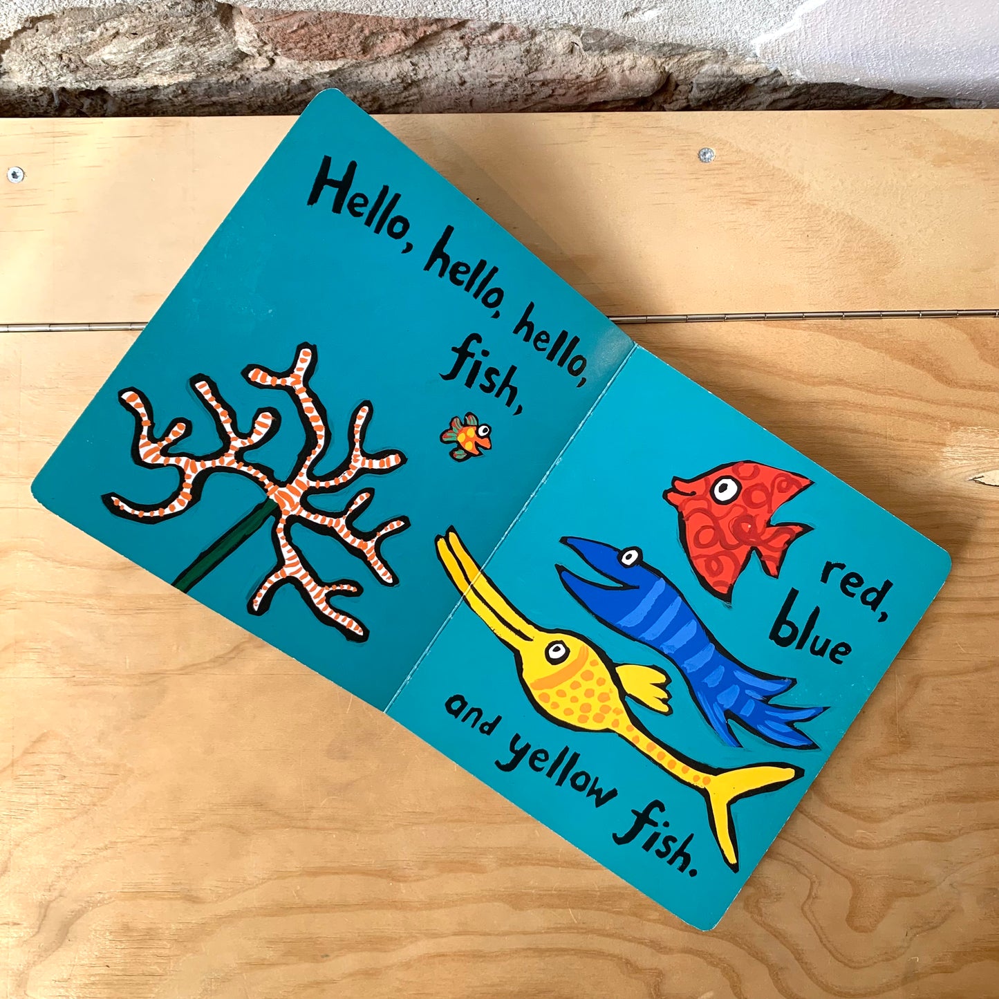 Hooray for Fish! – Lucy Cousins