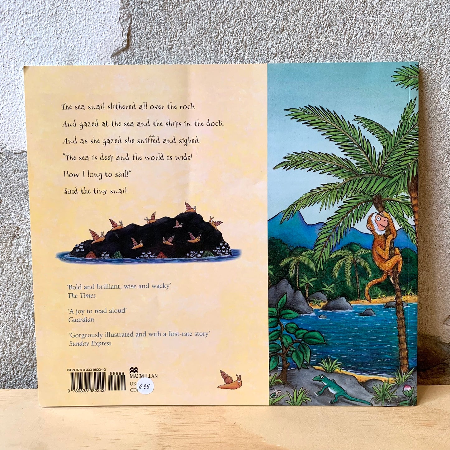 The Snail and the Whale – Julia Donaldson, Axel Scheffler