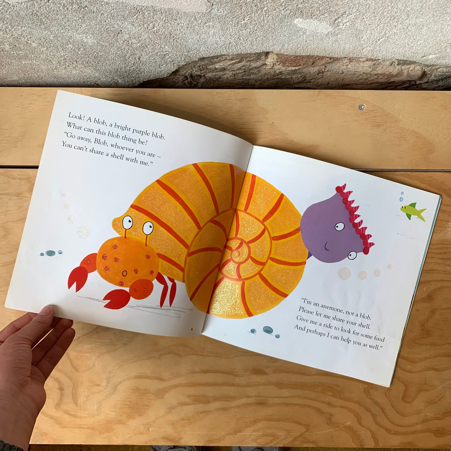 Sharing a Shell - Julia Donaldson, Lydia Monks